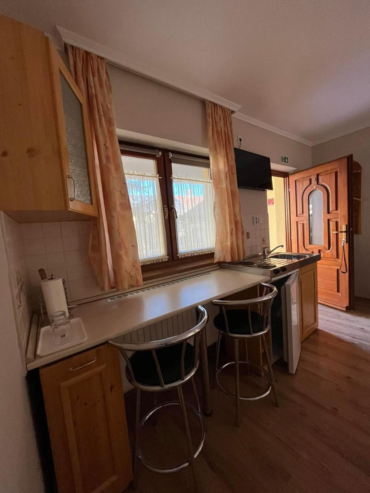 Eckhardt Vendeghaz Hotel Villany Bagian luar foto