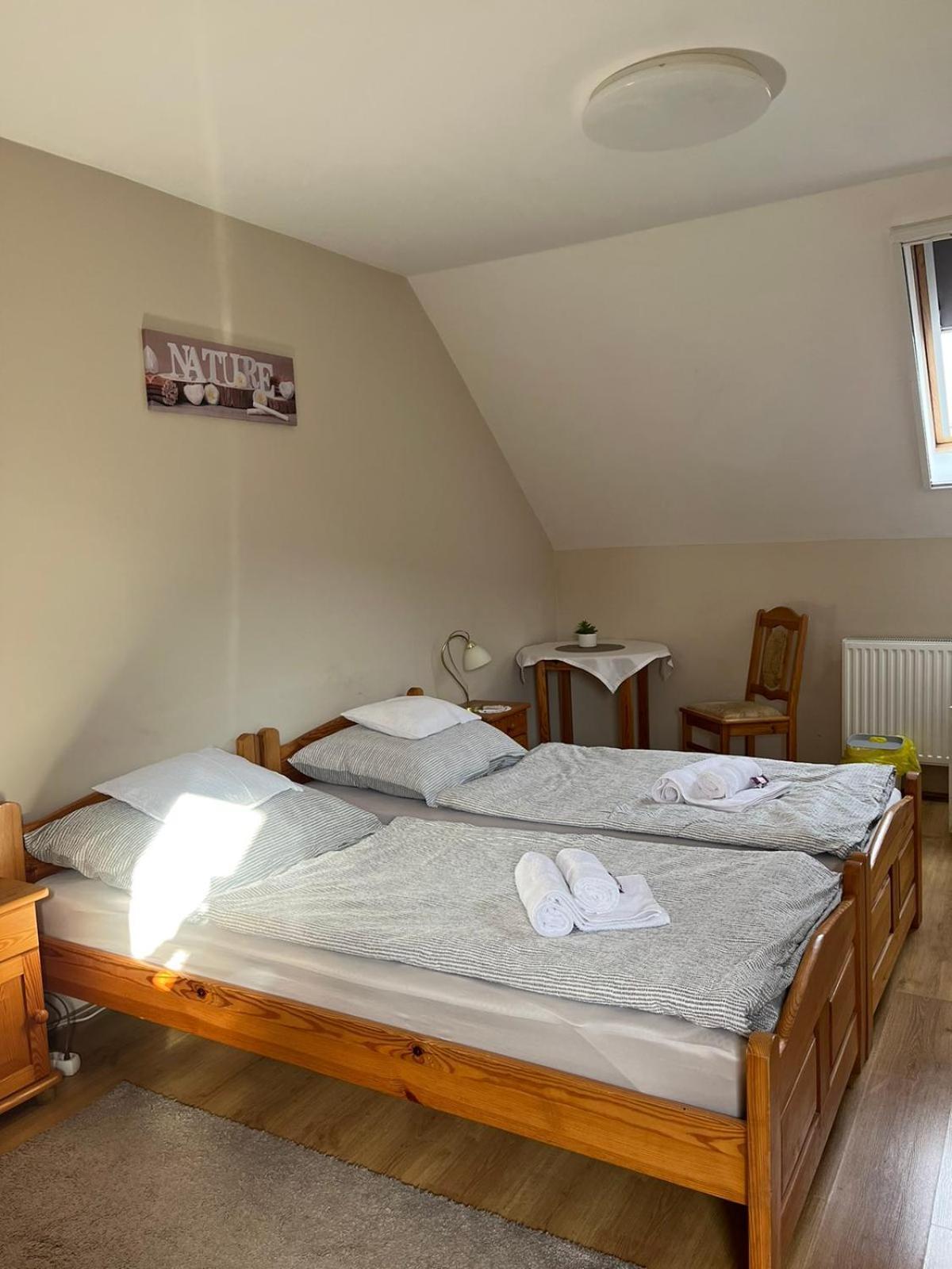 Eckhardt Vendeghaz Hotel Villany Bagian luar foto